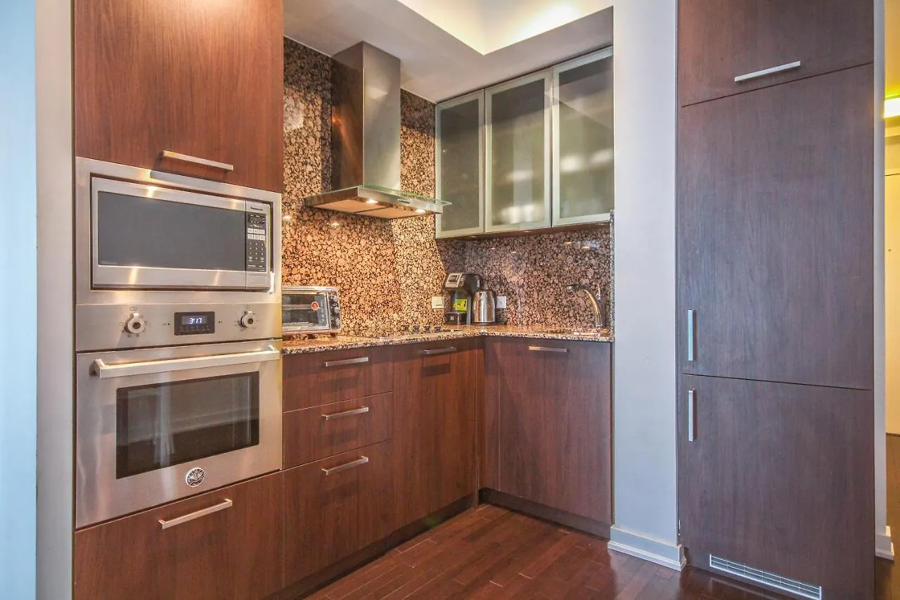 Vacation Rentals Downtown Toronto Aparthotel