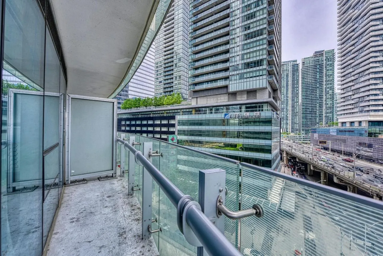 Vacation Rentals Downtown Toronto Canada