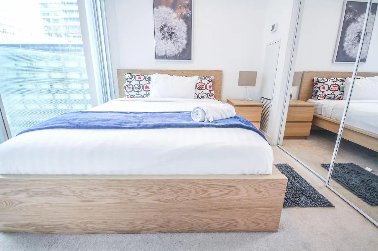 Vacation Rentals Downtown Toronto Aparthotel