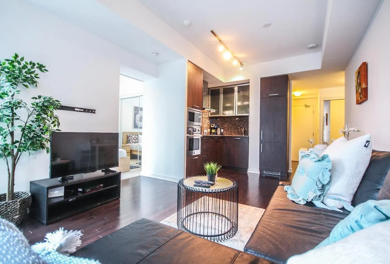 Vacation Rentals Downtown Toronto 0*,