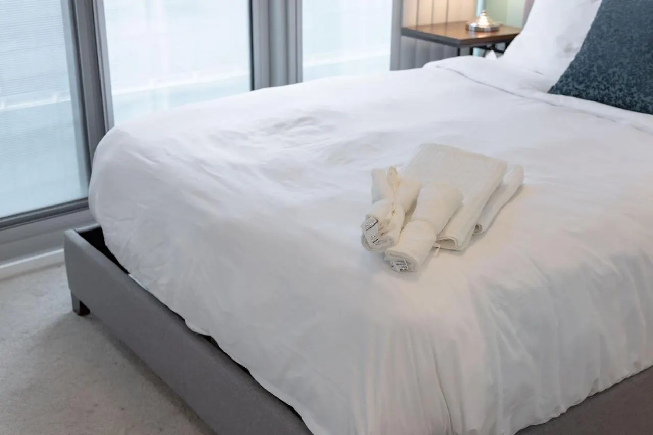 Aparthotel Vacation Rentals Downtown Toronto Canada