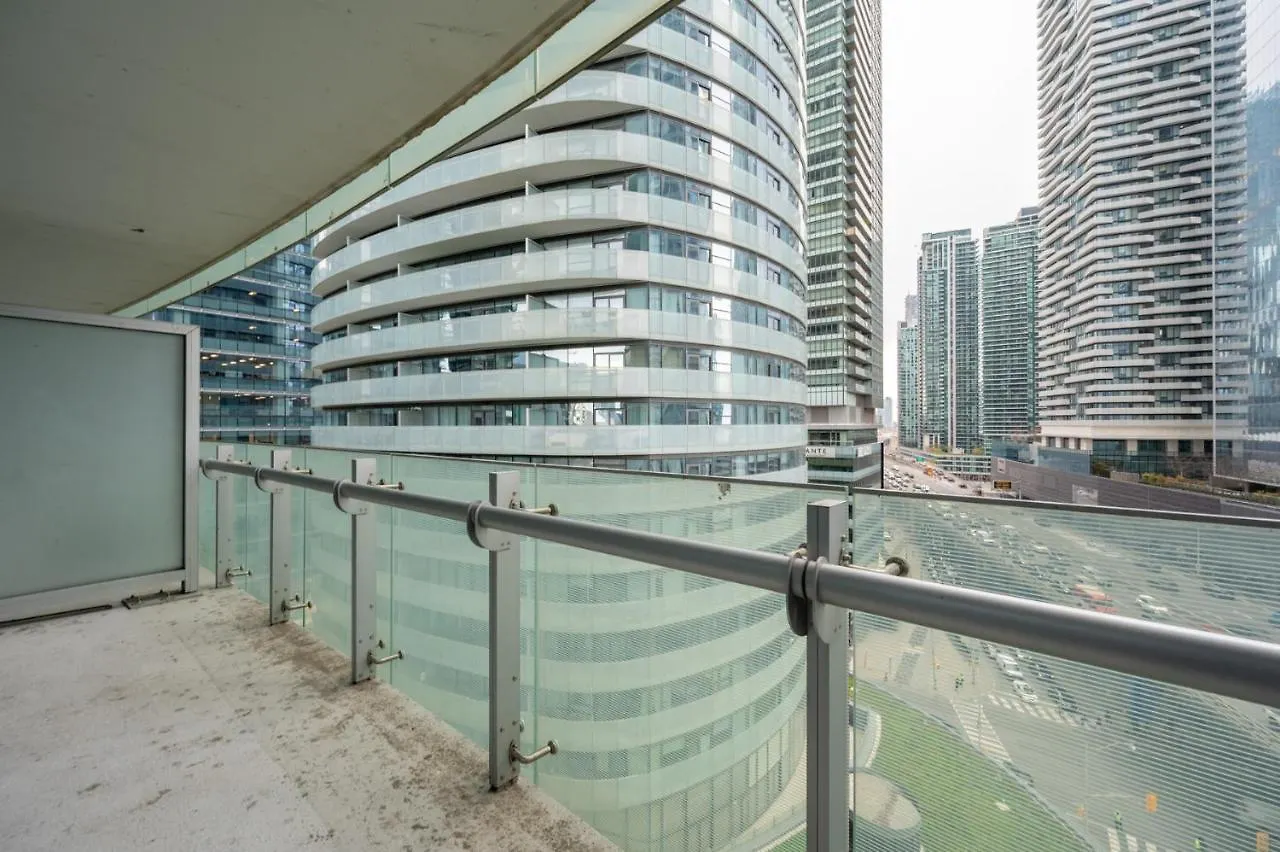 Vacation Rentals Downtown Toronto Canada