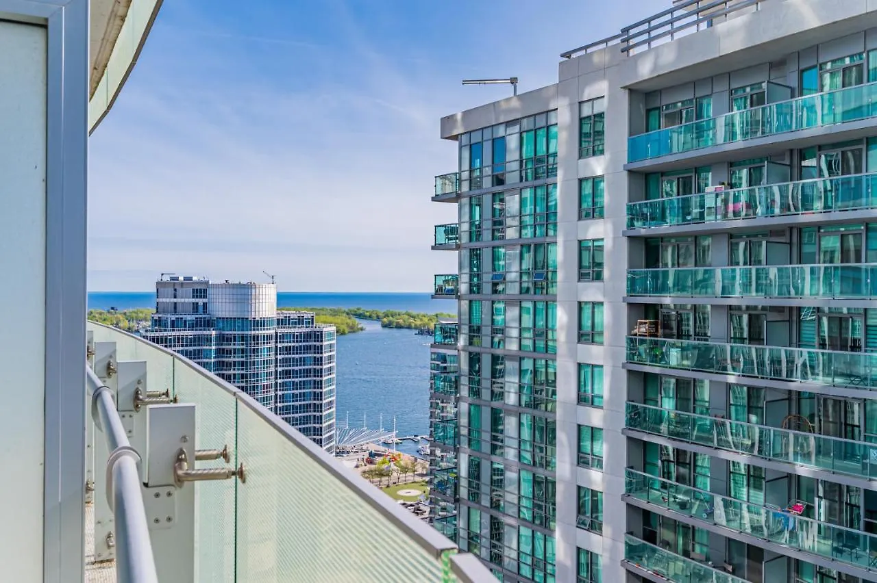 Aparthotel Vacation Rentals Downtown Toronto Canada