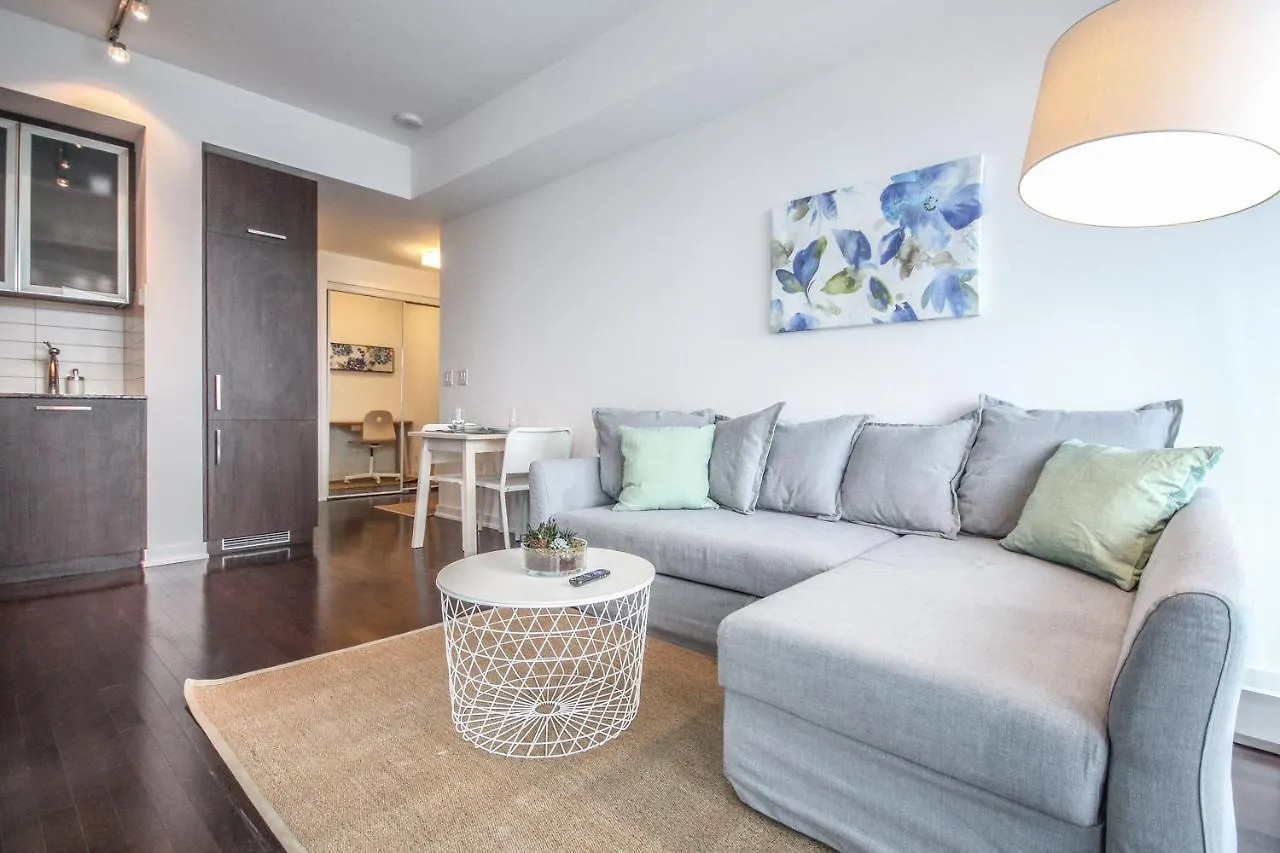 Vacation Rentals Downtown Toronto 0*,