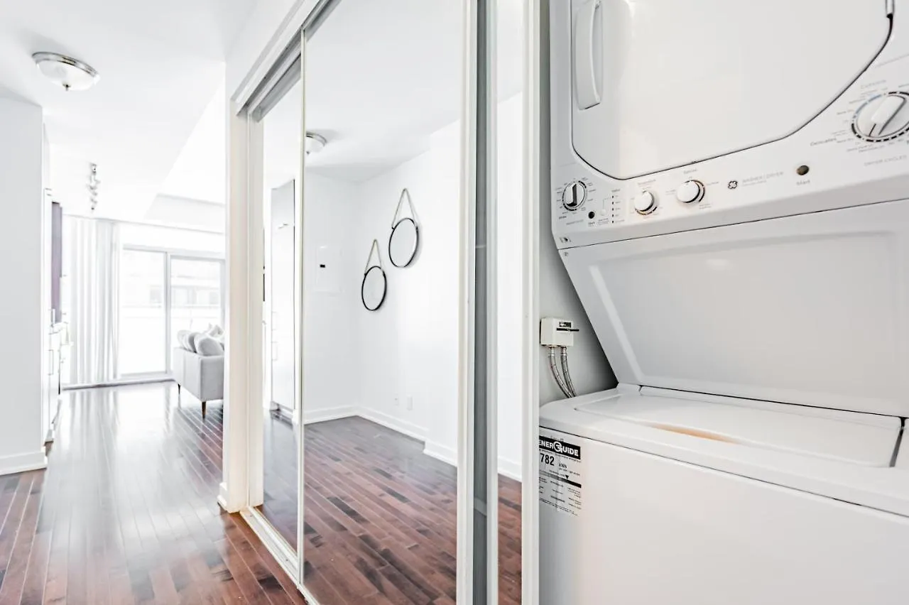 Vacation Rentals Downtown Toronto Aparthotel