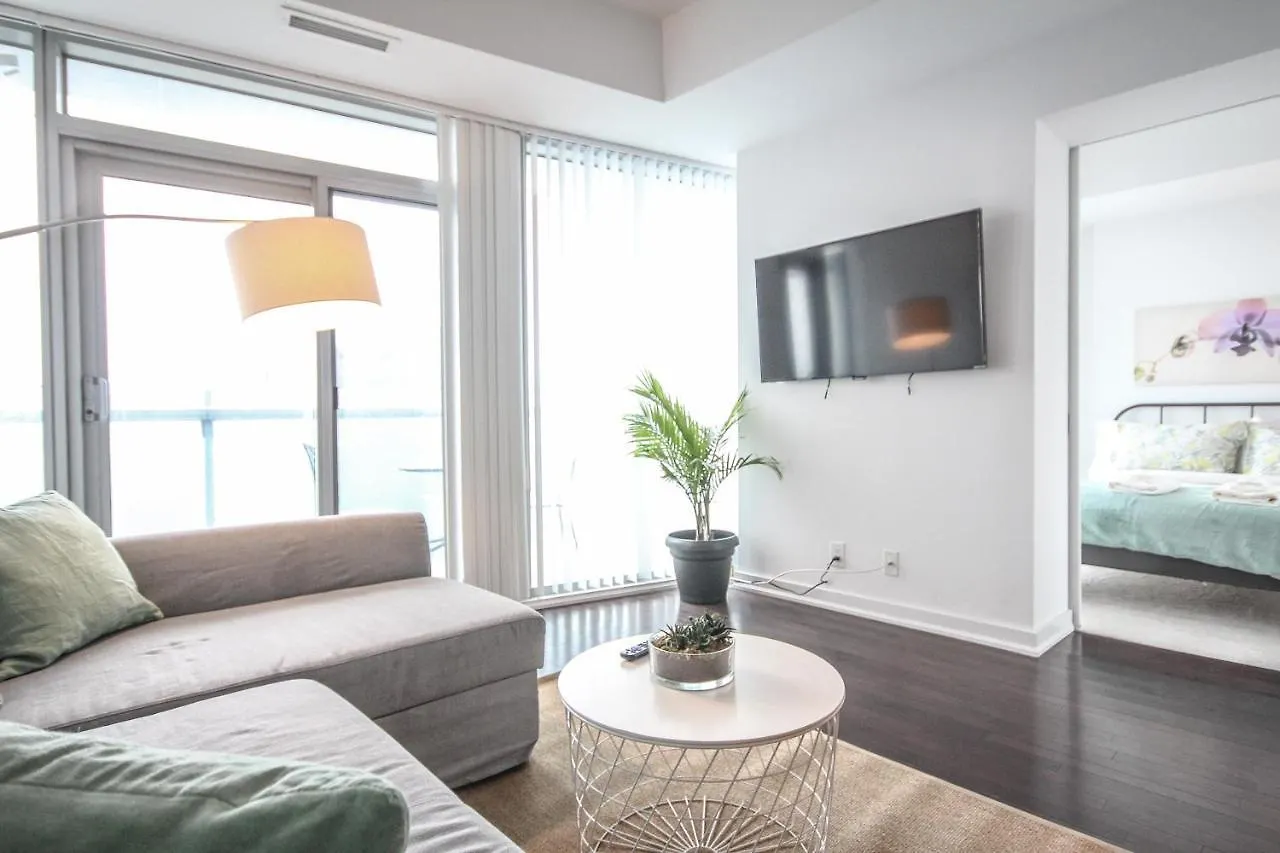 Vacation Rentals Downtown Toronto 0*,