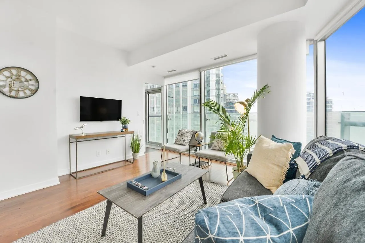 Vacation Rentals Downtown Toronto Canada